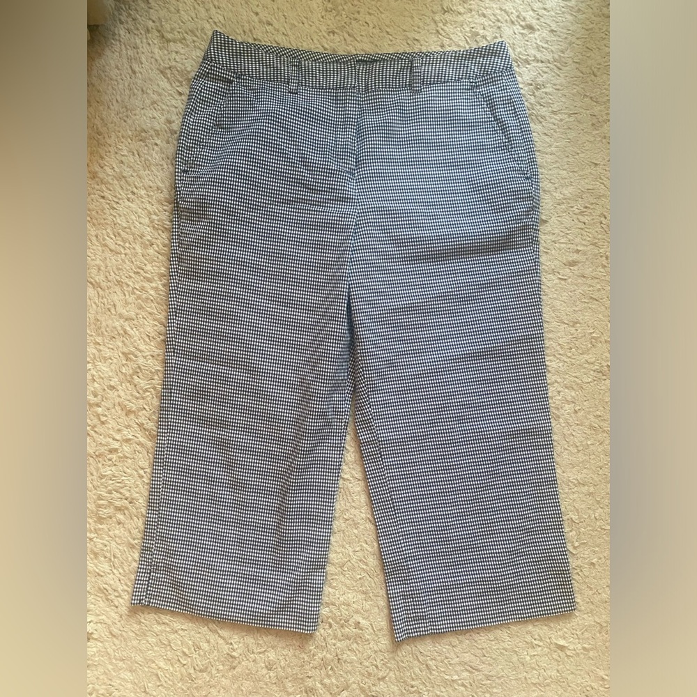 5/$20 Larry Levine gingham crop pants